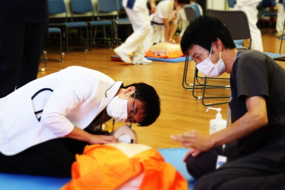 【中古】 冬の季節 ある志半ばに倒れた研修医/文芸社/諏学院道子 花散る里の病棟』 帚木蓬生 | 新潮社